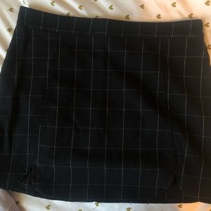 BRANDY MELVILLE SKIRT